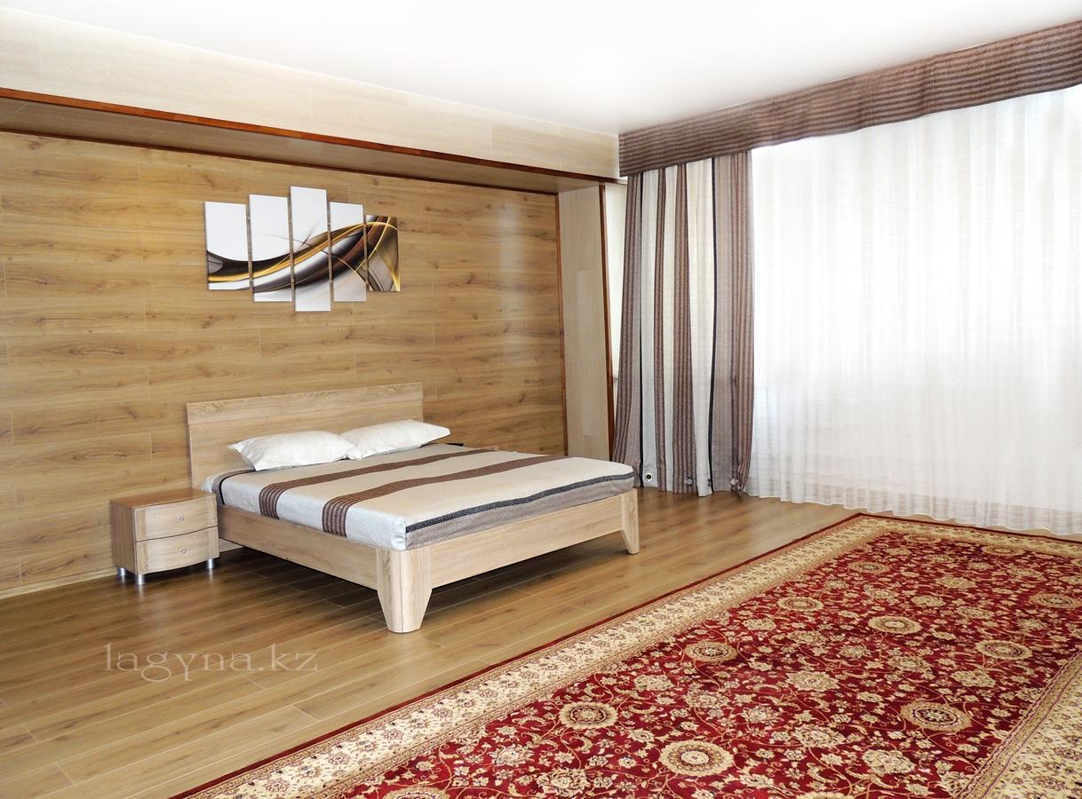 Laguna Hotell Qostanaj Exteriör bild