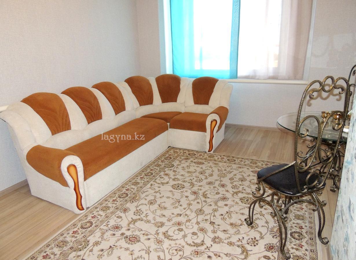 Laguna Hotell Qostanaj Exteriör bild