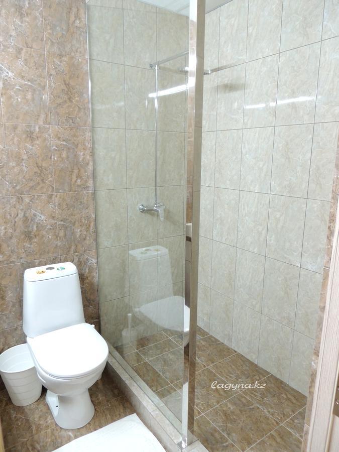Laguna Hotell Qostanaj Exteriör bild