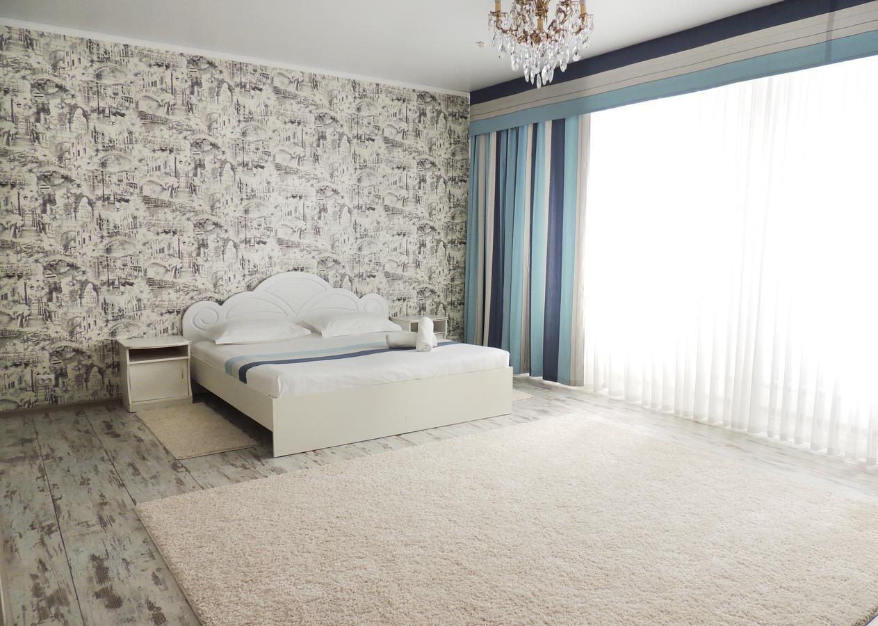 Laguna Hotell Qostanaj Exteriör bild