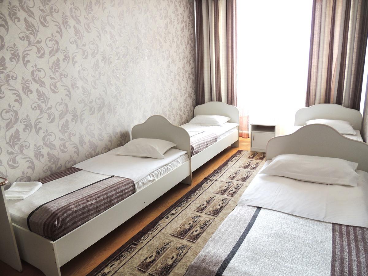 Laguna Hotell Qostanaj Exteriör bild